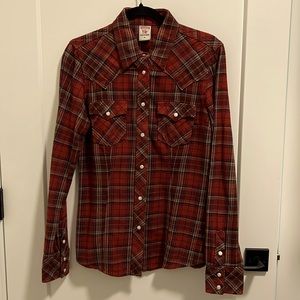 NEW w/o tags True Religion women’s flannel. Size Medium